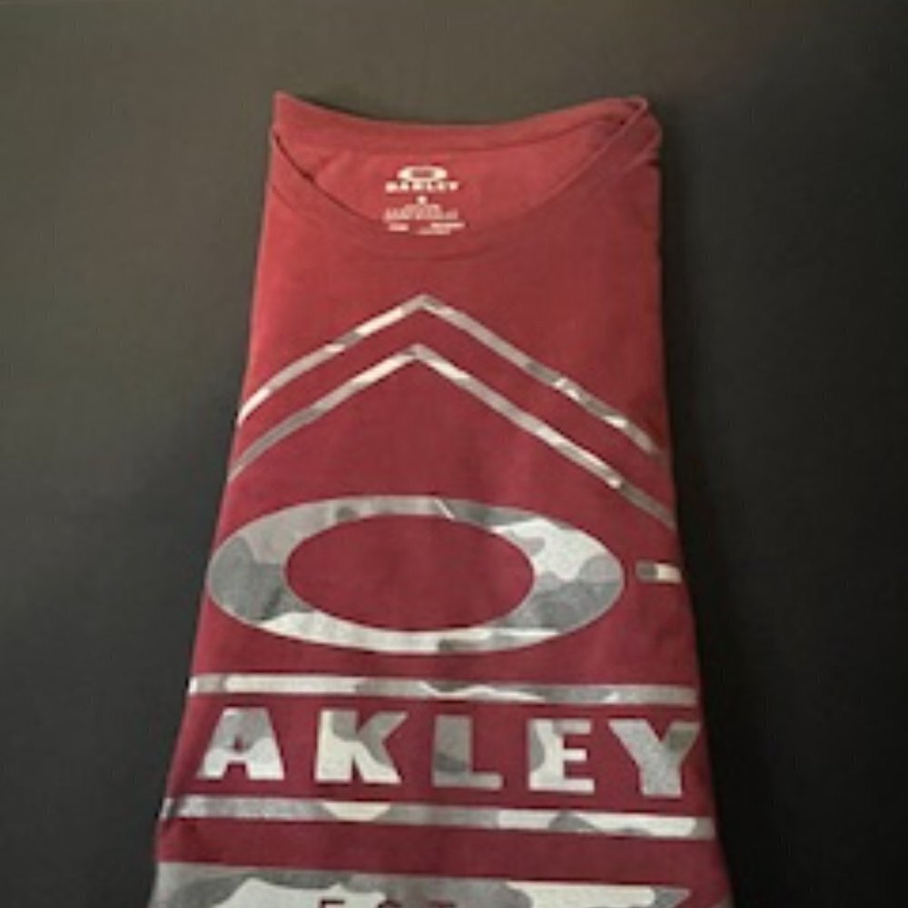 Men's Oakley Tee Shirt, XXL, Buckle Exclusive - Picture 5 of 6